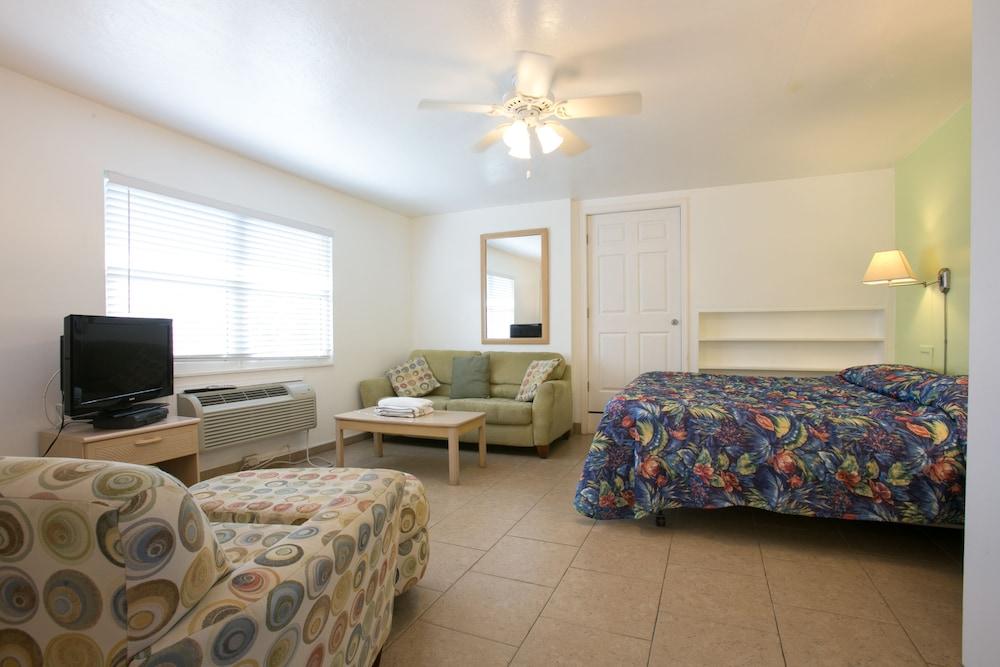 Dolphin Inn Fort Myers Beach Esterno foto