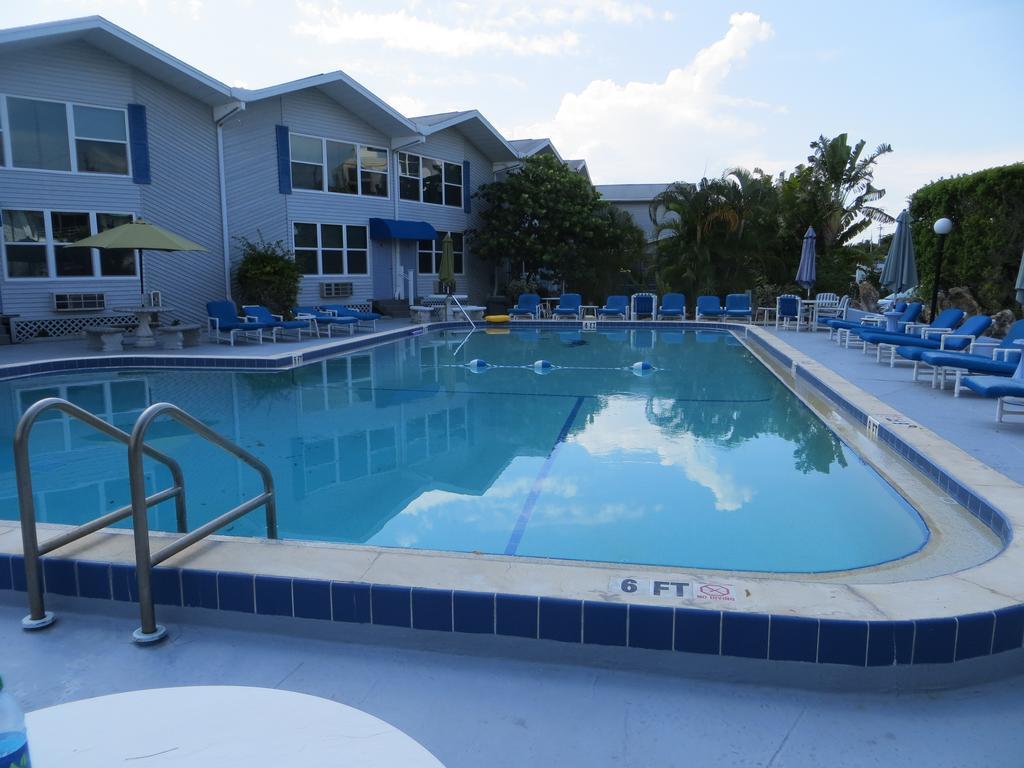 Dolphin Inn Fort Myers Beach Esterno foto